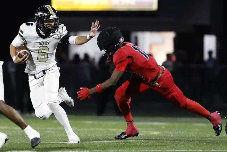 Harding drops third straight in loss to Fitch